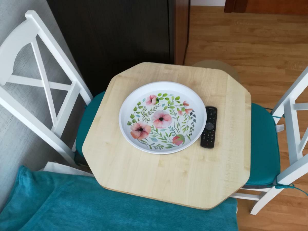 Pokoje Goscinne Jutrzenka Swarzewo Buitenkant foto